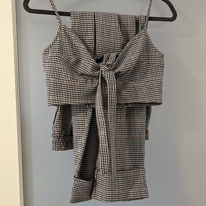 Plaid matching set, crop self tie top and capri pants. Only worn once!